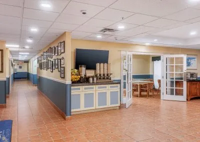 HUTCH 2023 013 View To Hallway