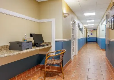 HUTCH 2023 014 Business Center