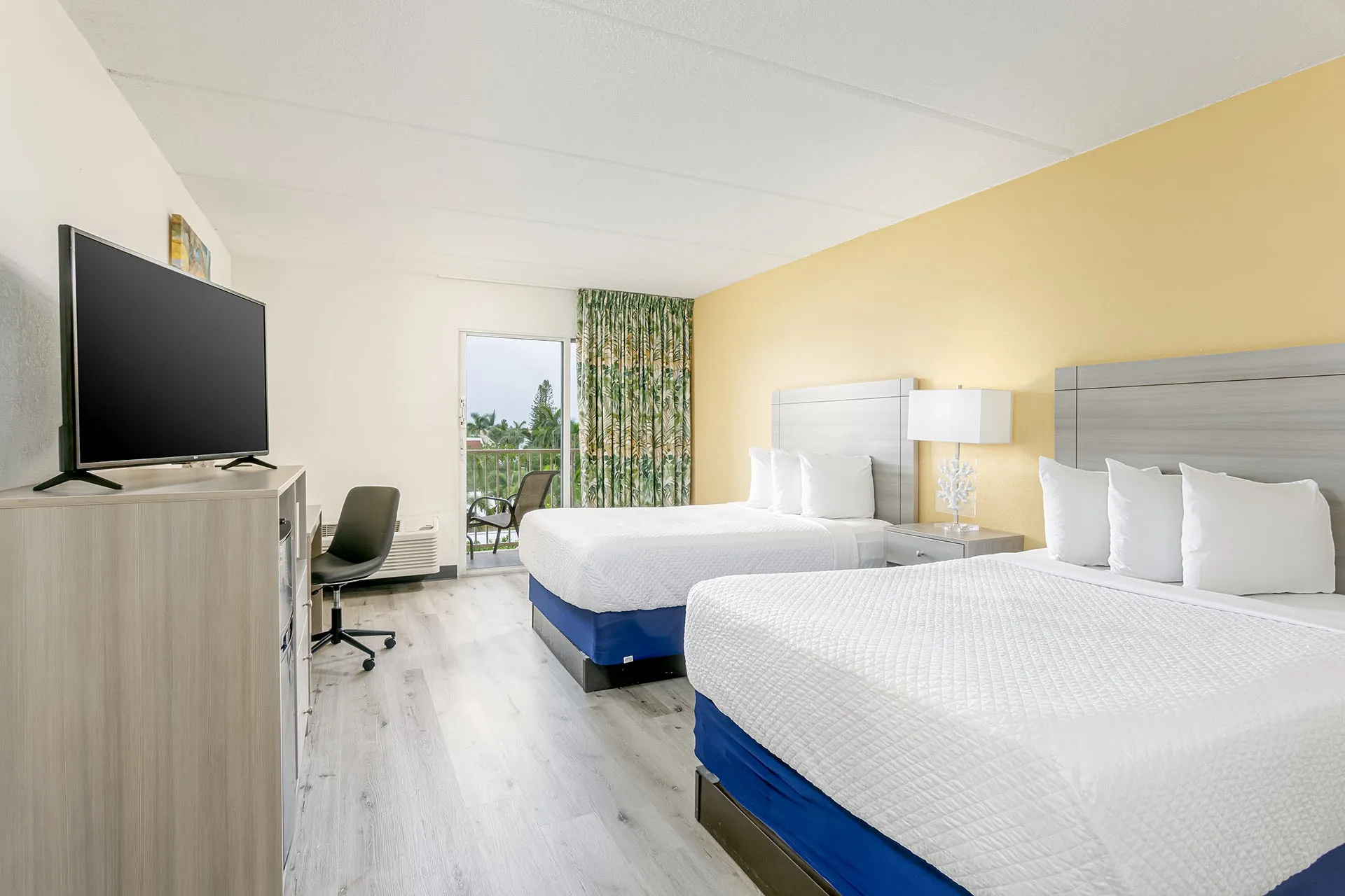 HUTCH 2023 065 Rooms