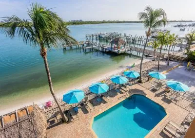 HUTCH 2023 085 Balcony View Reshoot